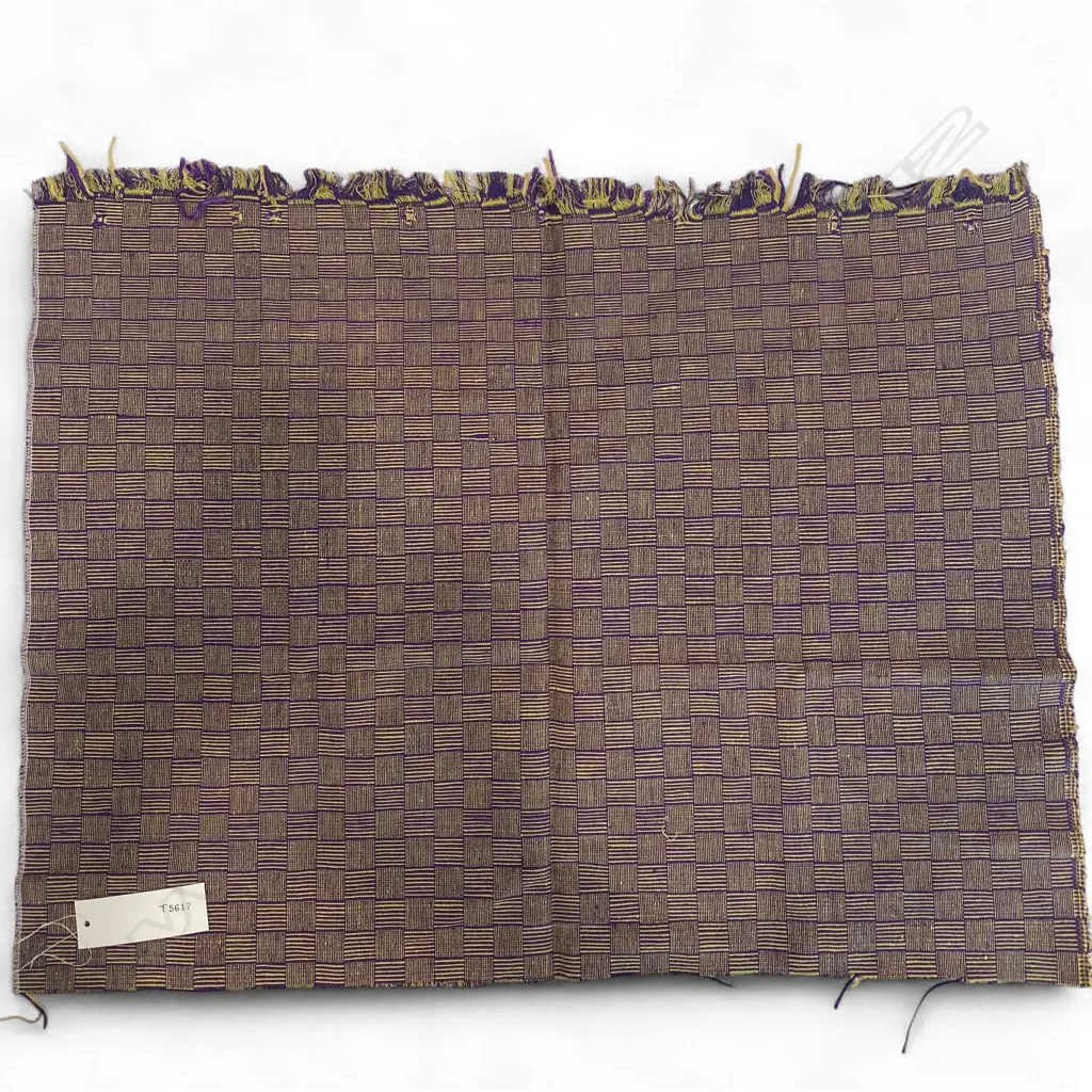 Textile fragment – cotton, Image 1++